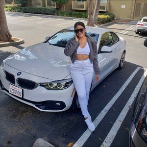 Meshki teddy cropped sweater